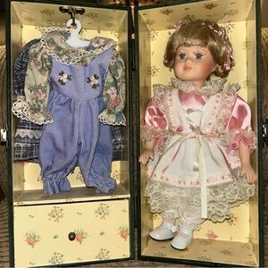 Vintage  Cracker Barrel Doll with Pink Dress Accessories in Wooden Carry Box